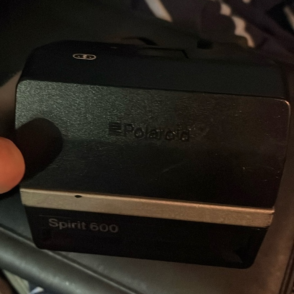Original 1981 Polaroid camera ( Spirit 600 )